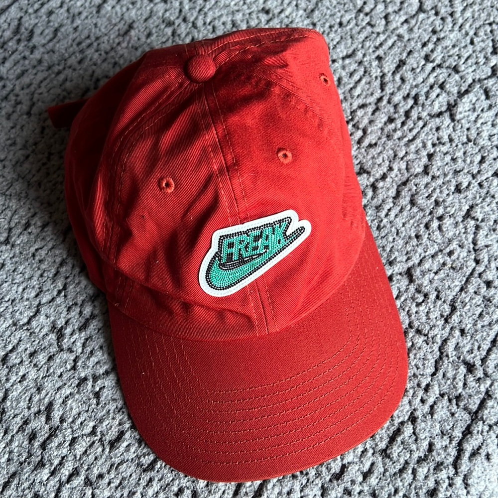 Nike Adult Unisex Giannis "Freak" Hat Heritage86